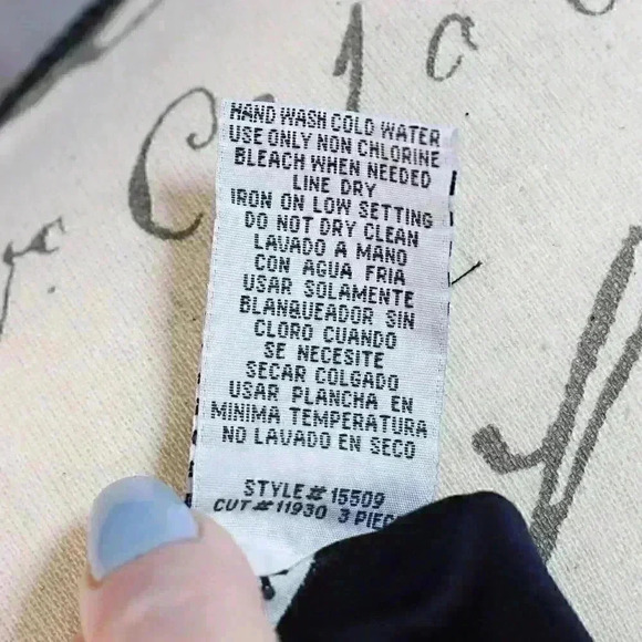 Women's Dana Kay Size 18W navy blue pinwheel/sparkle design camisole - Picture 11 of 11